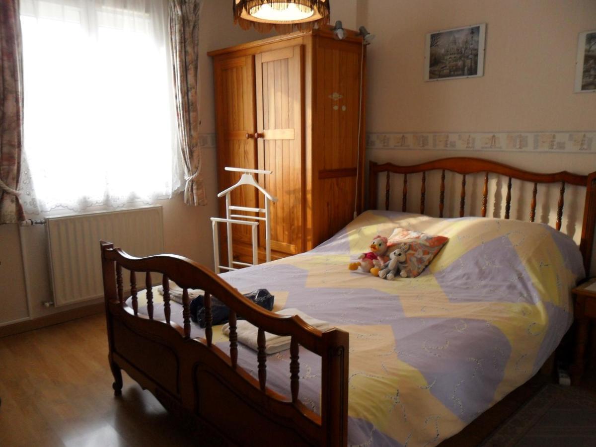 Chambre Chez L'Habitant Homestay Louvres